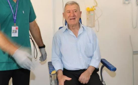 Ankara’da Şaşırtan Olay: Havuza Giren 67 Yaşındaki Adam, Duyma Yetisini Kaybetti, Yüz Felci Geçirdi!