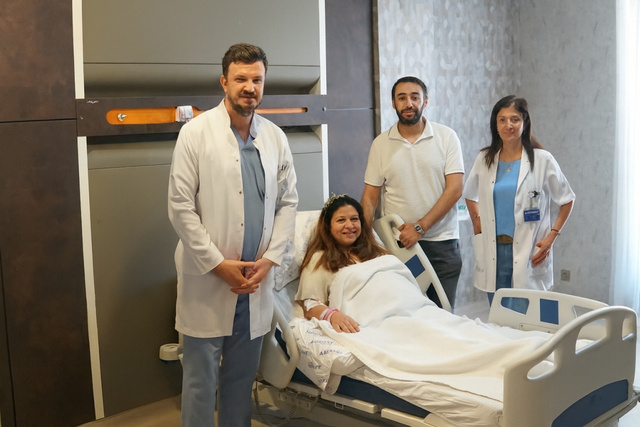 Yalova Atakent’de Üçüz Sevinci: Yağlıdere Ailesi Üç Kız Çocuğuna Kavuştu - Resim: 0