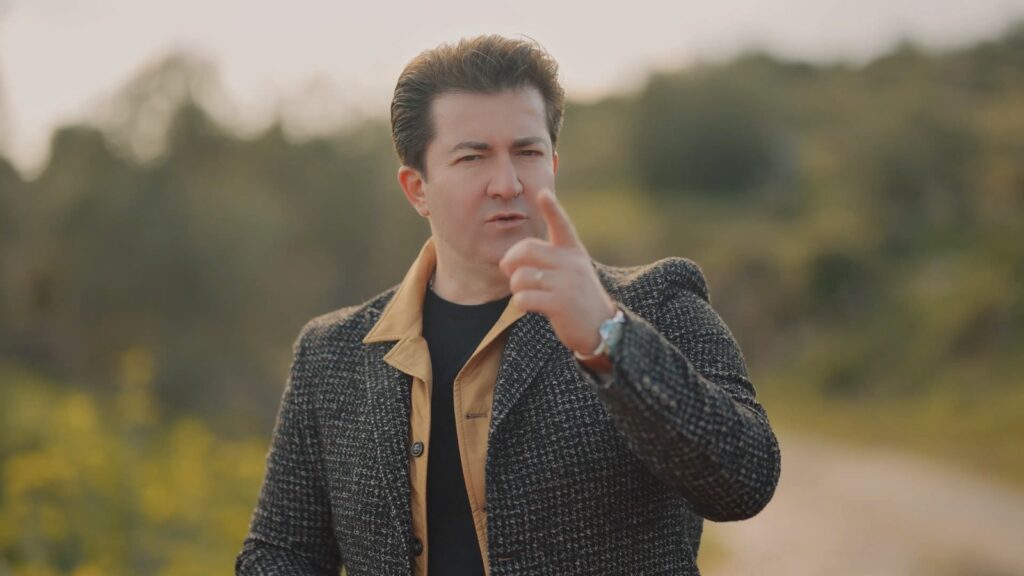 TRT’nin güçlü sesi Ömer Faruk Özcan