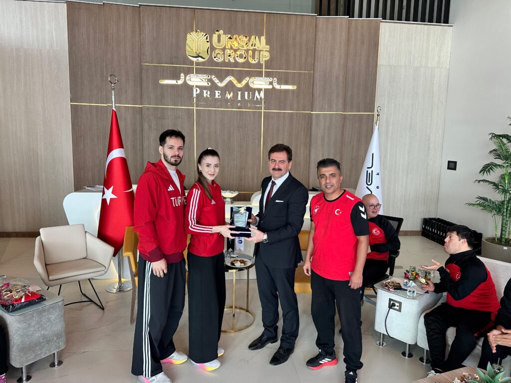 Dünya Şampiyonuna Orhan Ünsal’dan Tebrik…