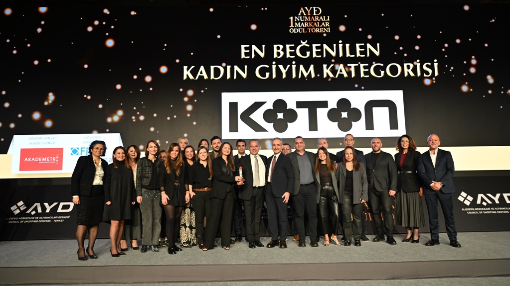 KOTON 12. KEZ EN BEĞENİLEN KADIN GİYİM MARKASI SEÇİLDİ! 
