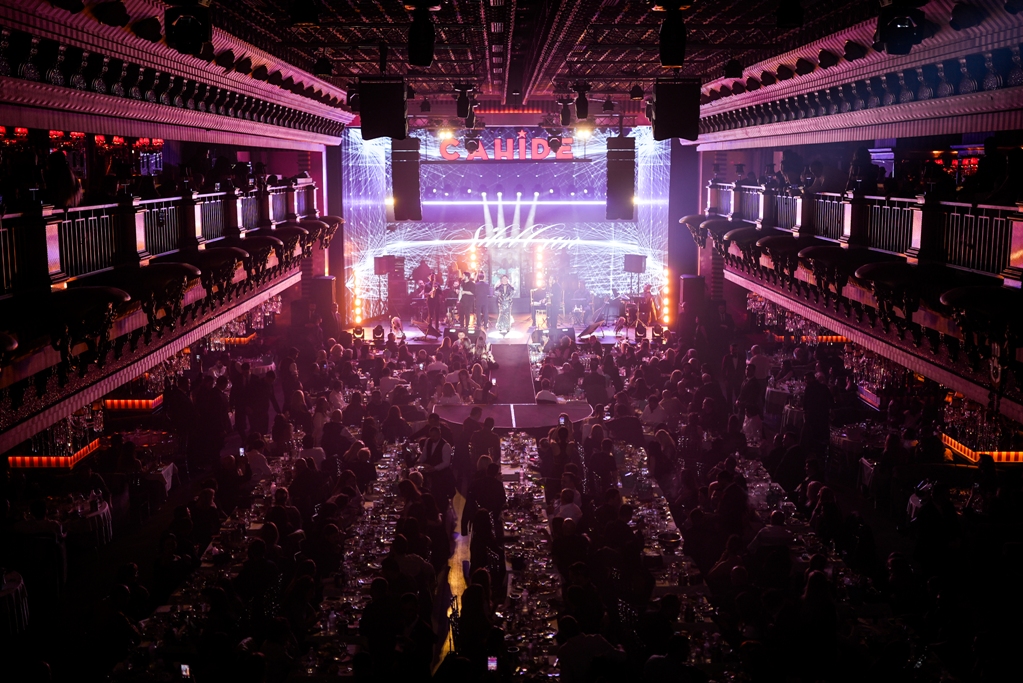 İzleyenlere unutulmaz anlar yaşattı…