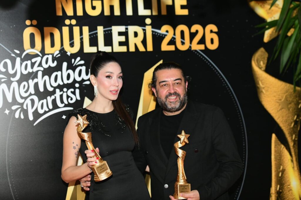 Night Life yıldızlar geçidi…